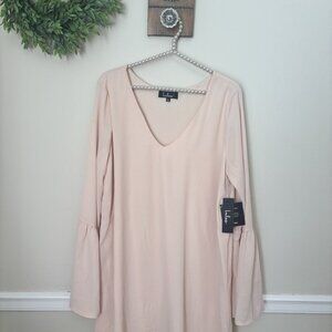 NWT Lulu's Womens Size XL Far Wondering Bell Sleeve Shift Dress Peach